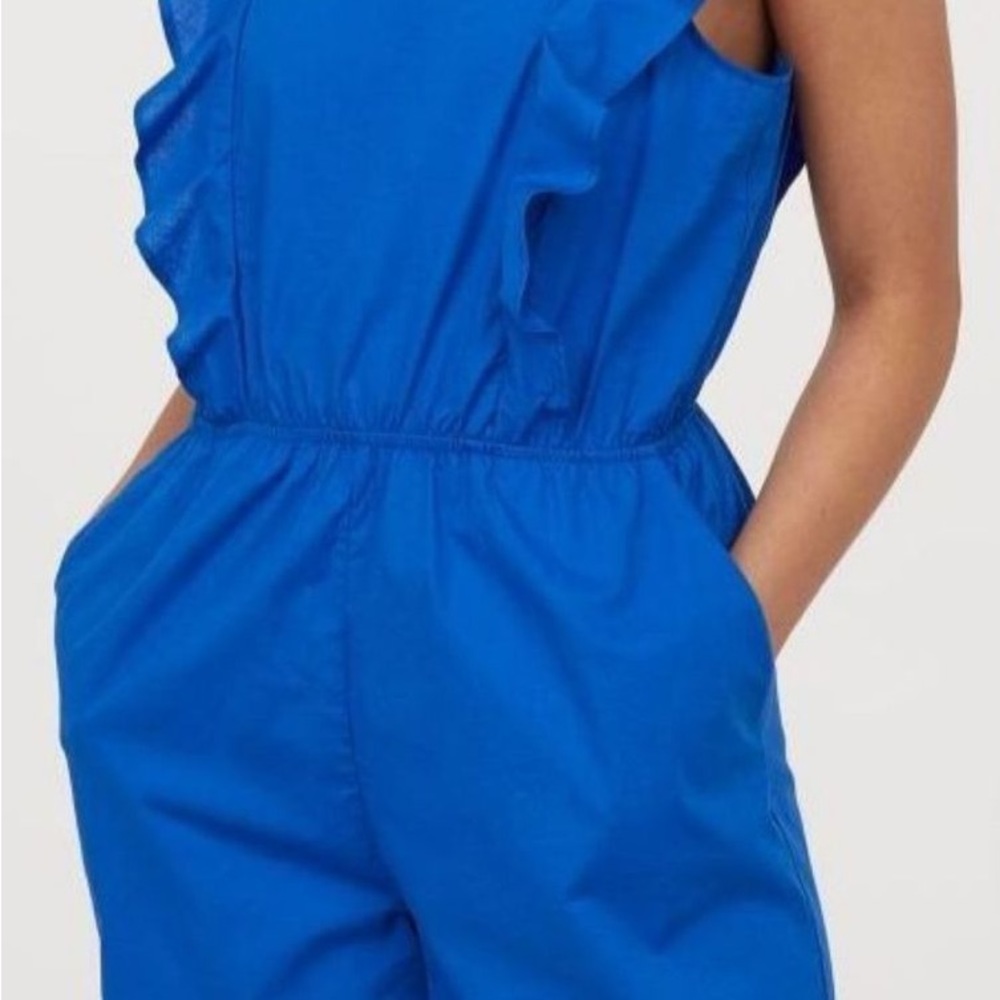 H & M sleeveless blue romper in Medium